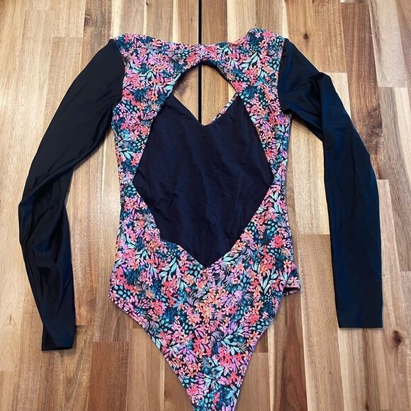 Body Glove Rashguard Swimsuit - Picture 3 of 4